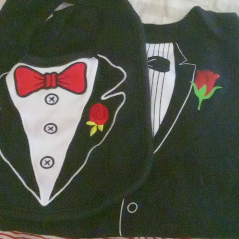 Suit onsie comes with suit bib